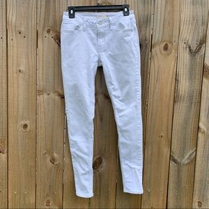 White Levi’s Jeans 535 Super Skinny